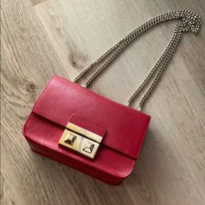 Furla metroplis red